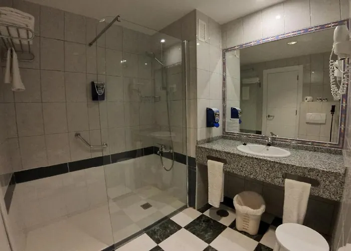 Club Drago Park كوستا كالما