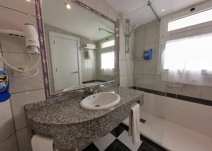 Club Drago Park فندق كوستا كالما