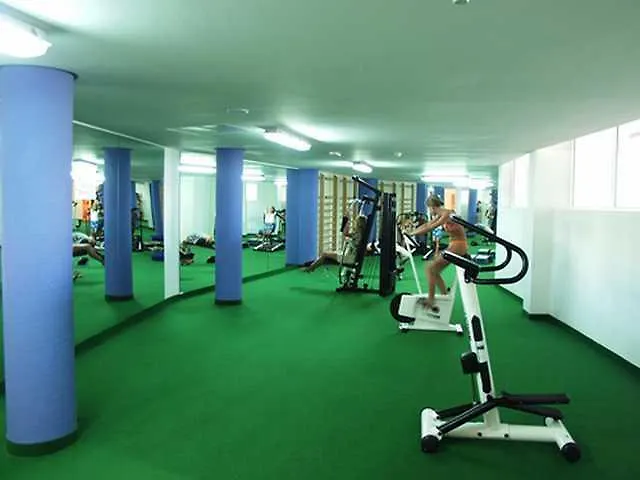 Club Drago Park 4* كوستا كالما